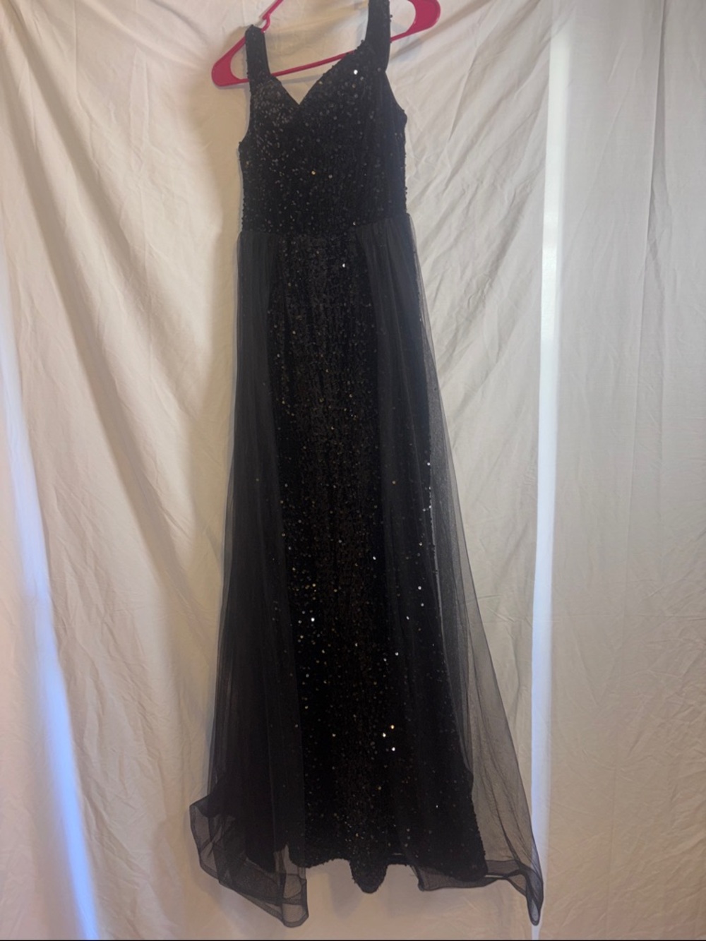 Elegant Black Sequin Maxi Dress - Sleeveless V-Neck